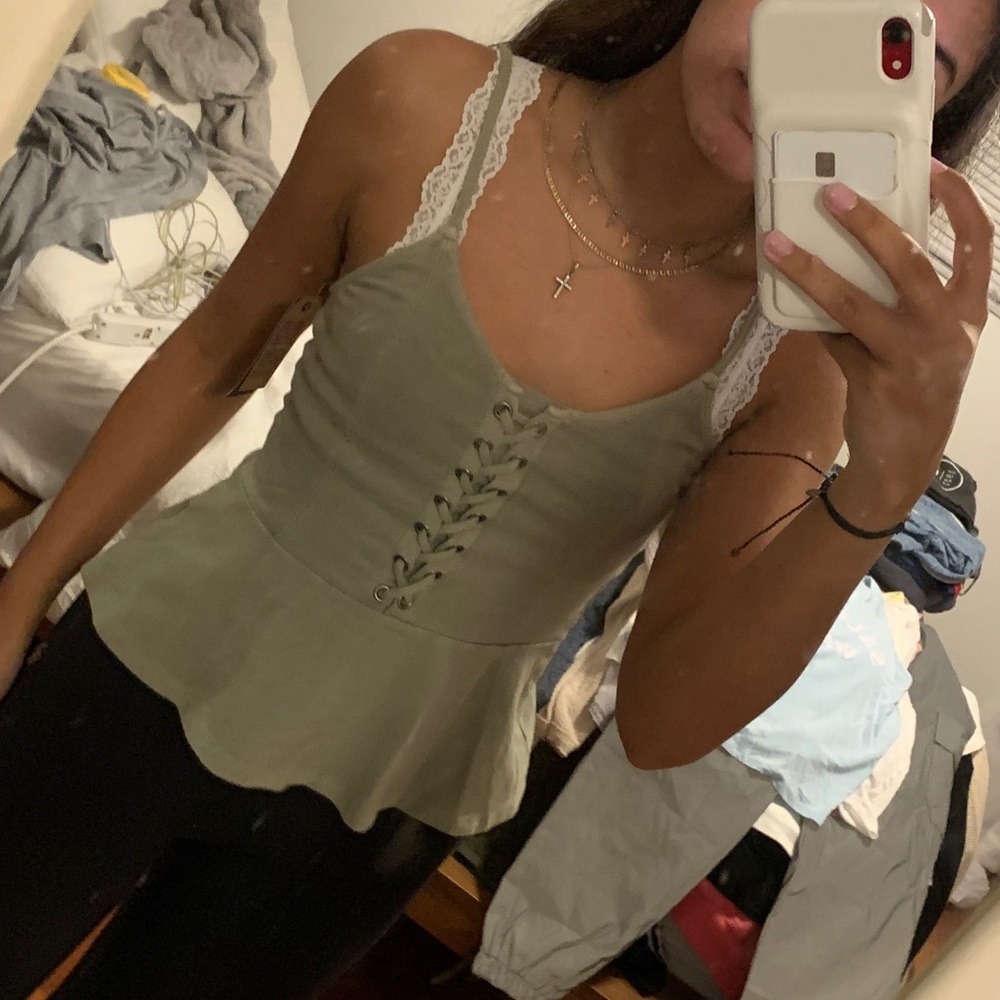 green tie up tank top
